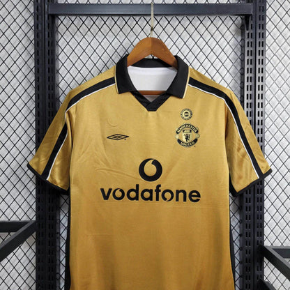 01/02 Manchester United Retro Away Jersey