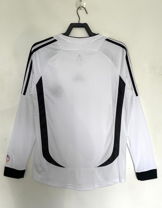 06 Long sleeves Germany Home Retro